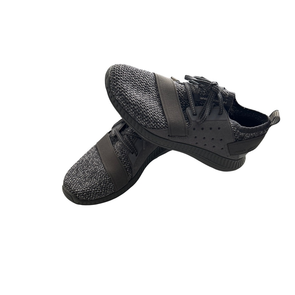 Under Armour Black Sneakers Lightweight Knit Design